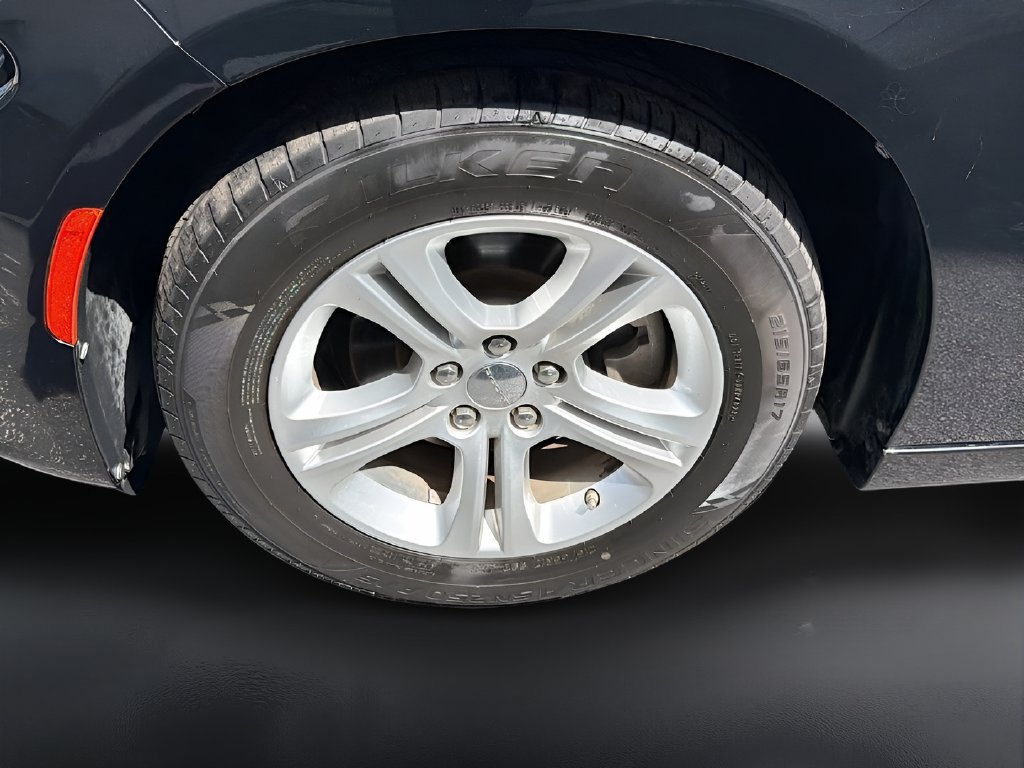 Used 2023 Dodge Charger SXT RWD image 30