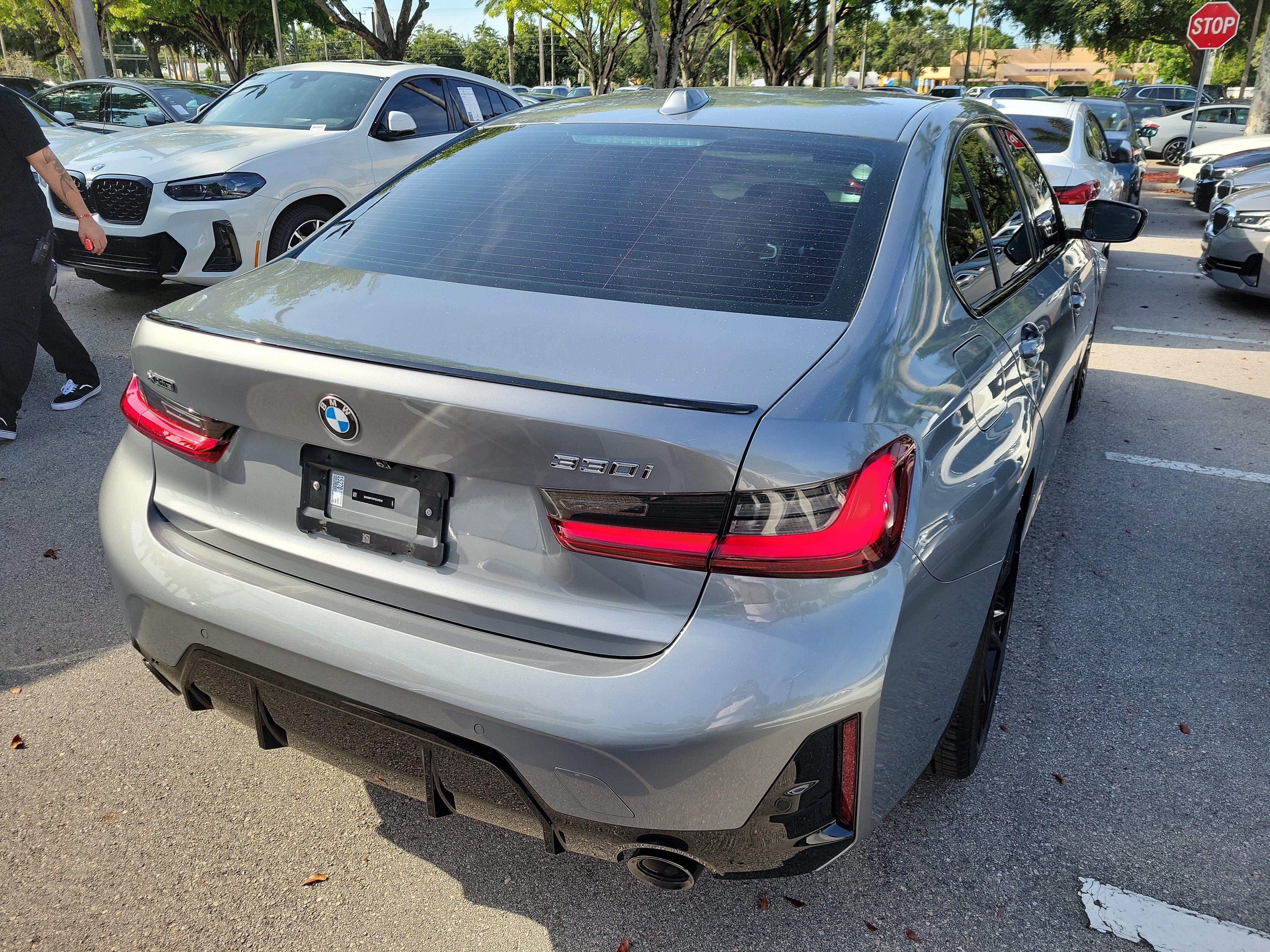 Used 2023 BMW 330i xDrive Sedan AWD/4WD image 4