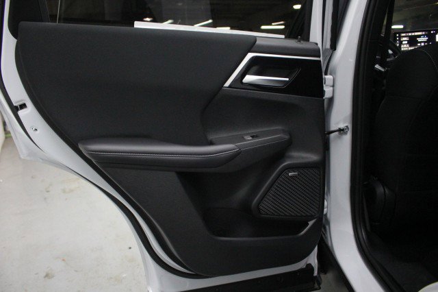 New 2026 Mitsubishi Outlander ES image 26