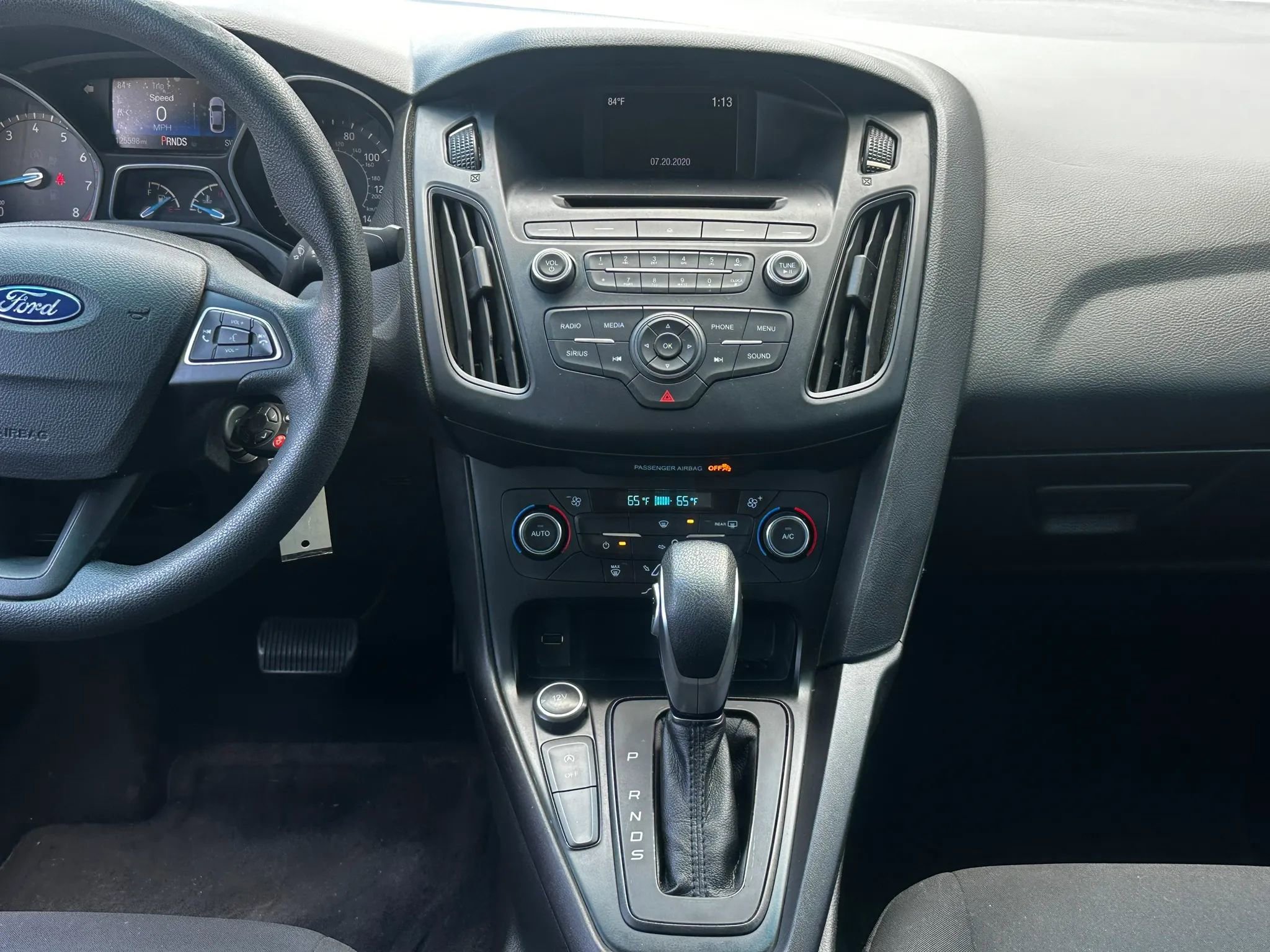 Used 2017 Ford Focus SE FWD image 25
