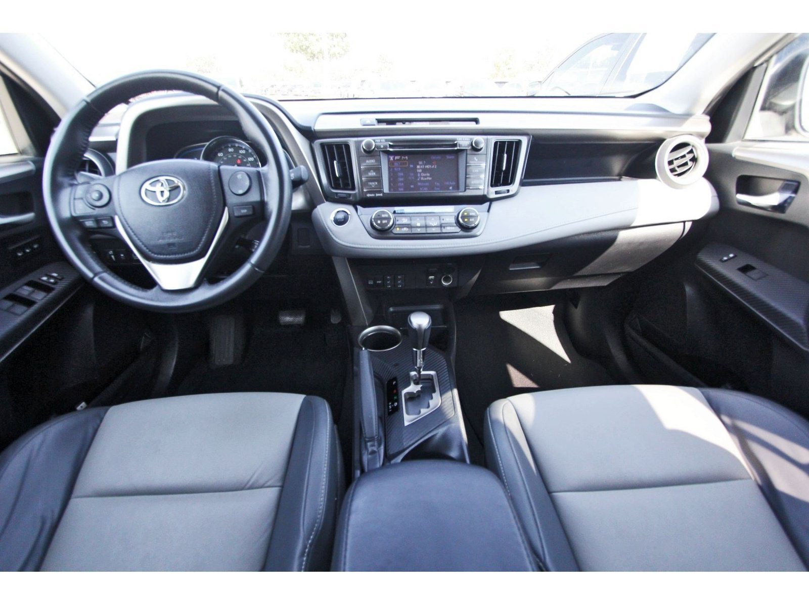 Used 2013 Toyota RAV4 Limited FWD image 9