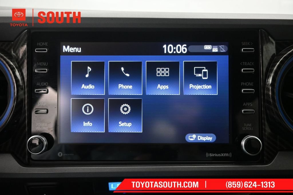 Used 2023 Toyota Tacoma TRD Sport AWD/4WD image 14