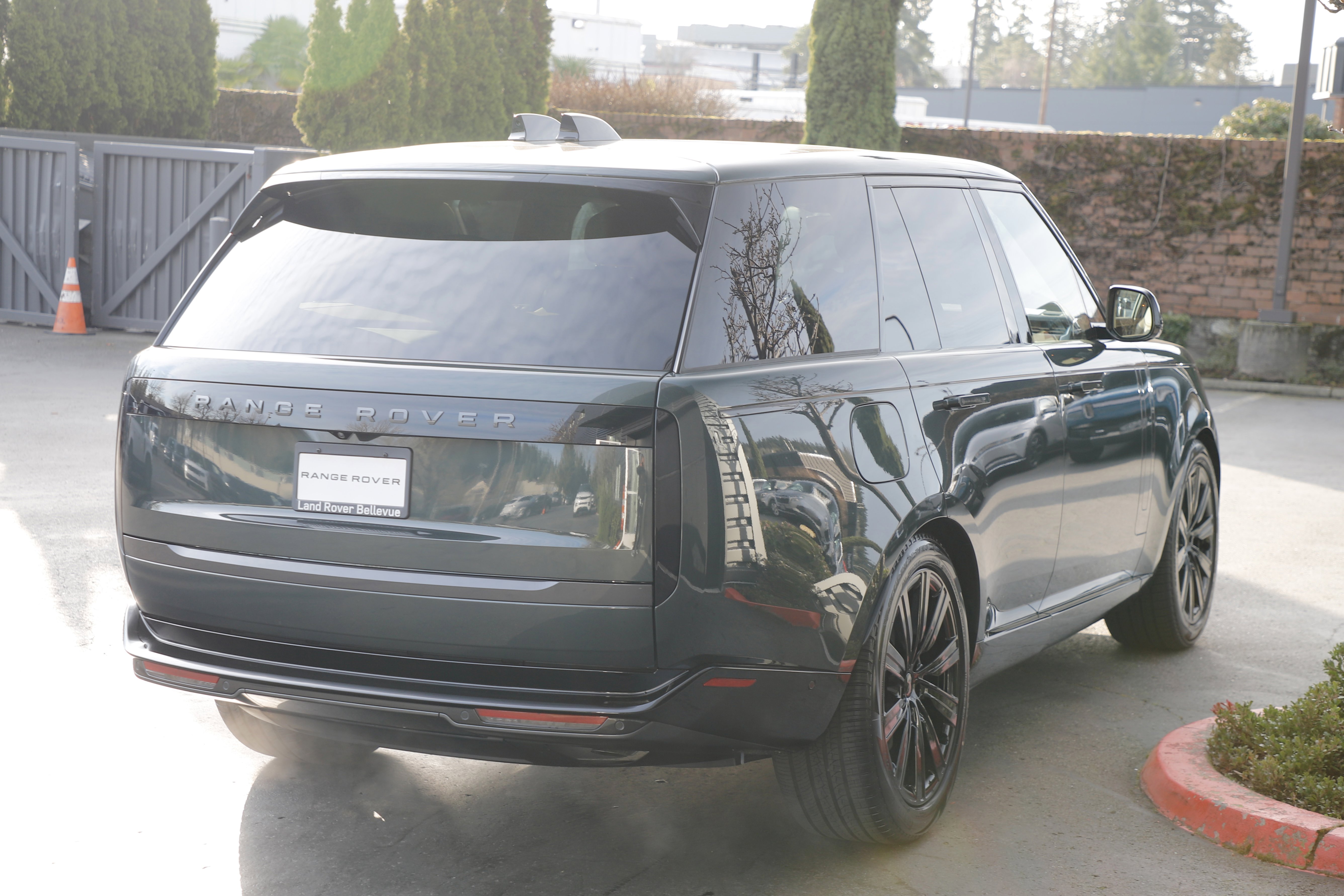 New 2026 Land Rover Range Rover SE image 10