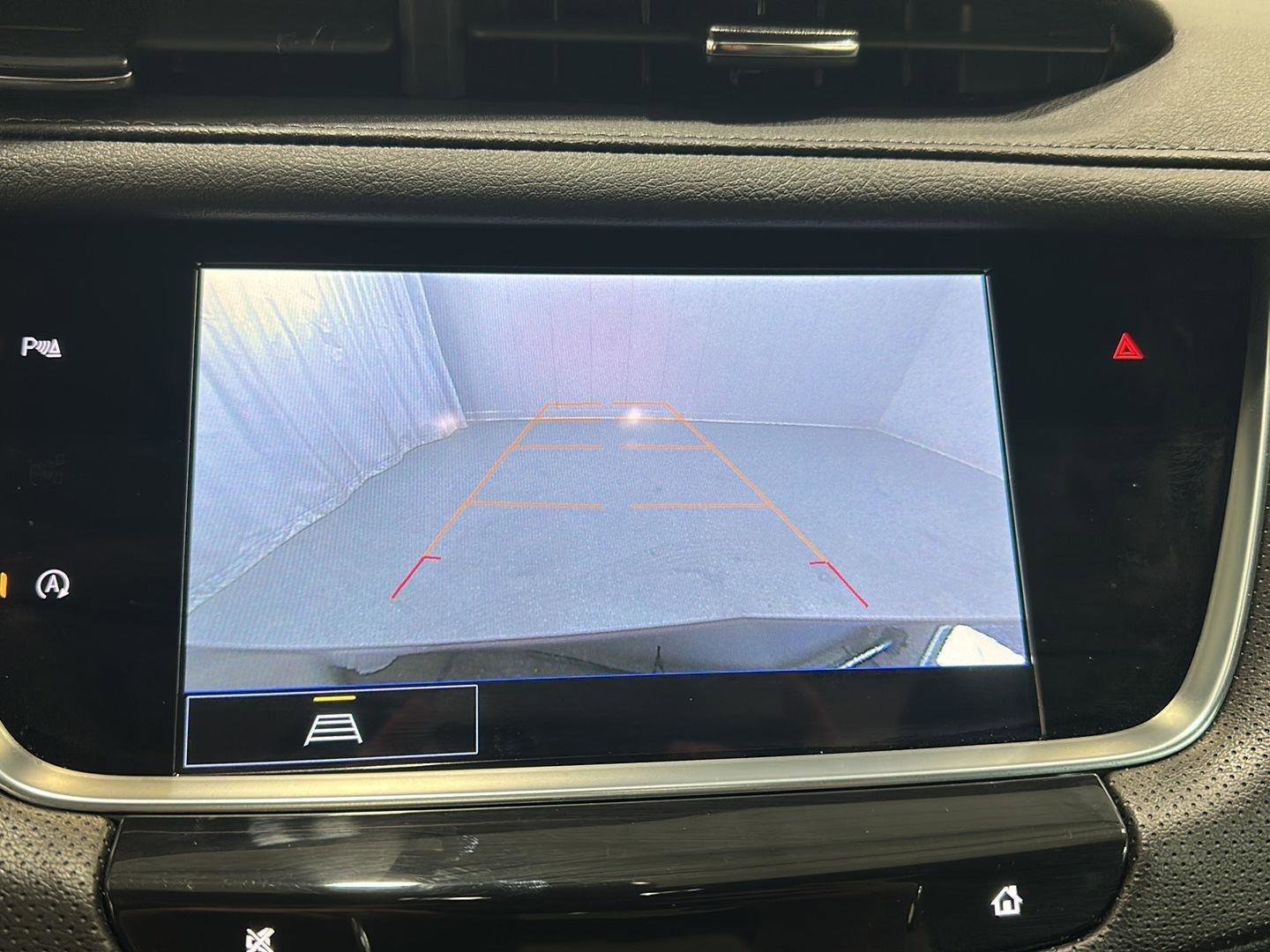 Used 2025 Cadillac XT5 Premium Luxury image 15