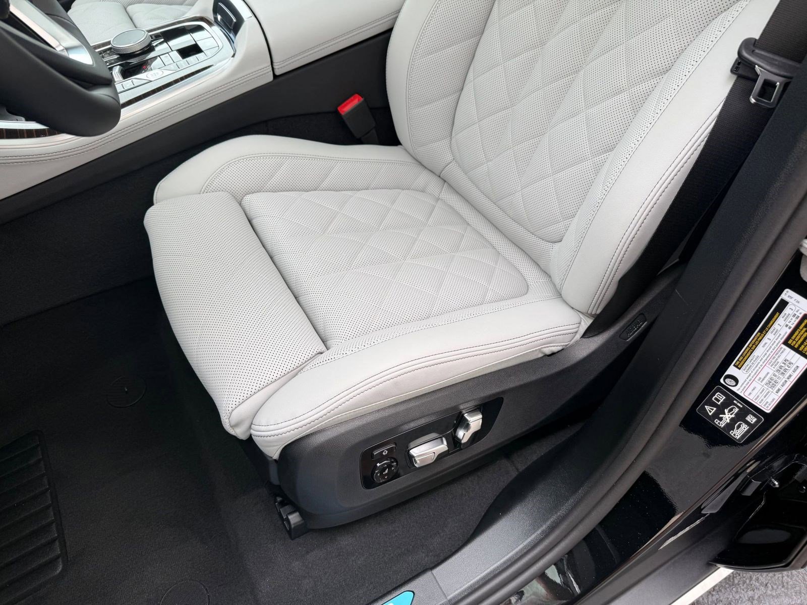 New 2026 BMW X5 xDrive40i image 12