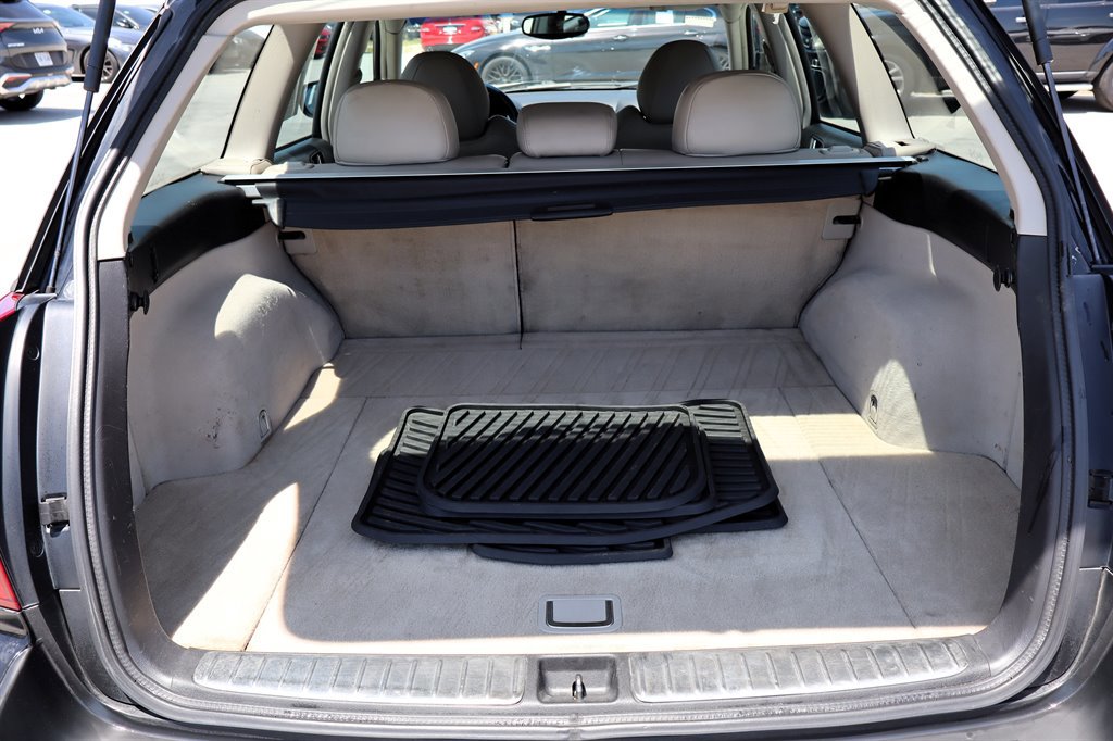 Used 2005 Subaru Outback 2.5XT Limited AWD/4WD image 32