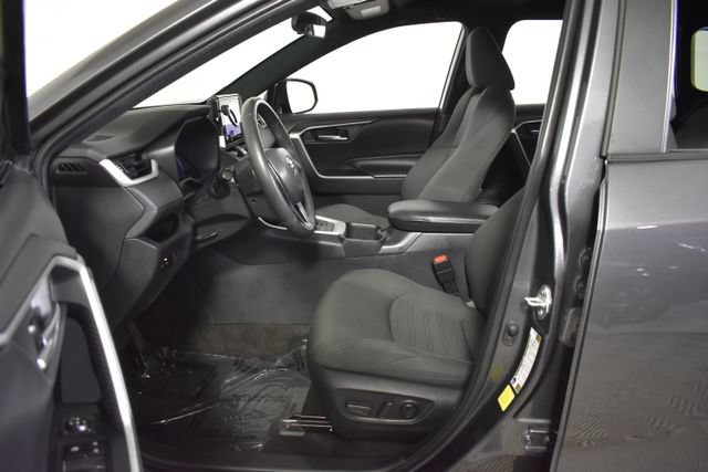 Used 2023 Toyota RAV4 SE AWD/4WD image 11