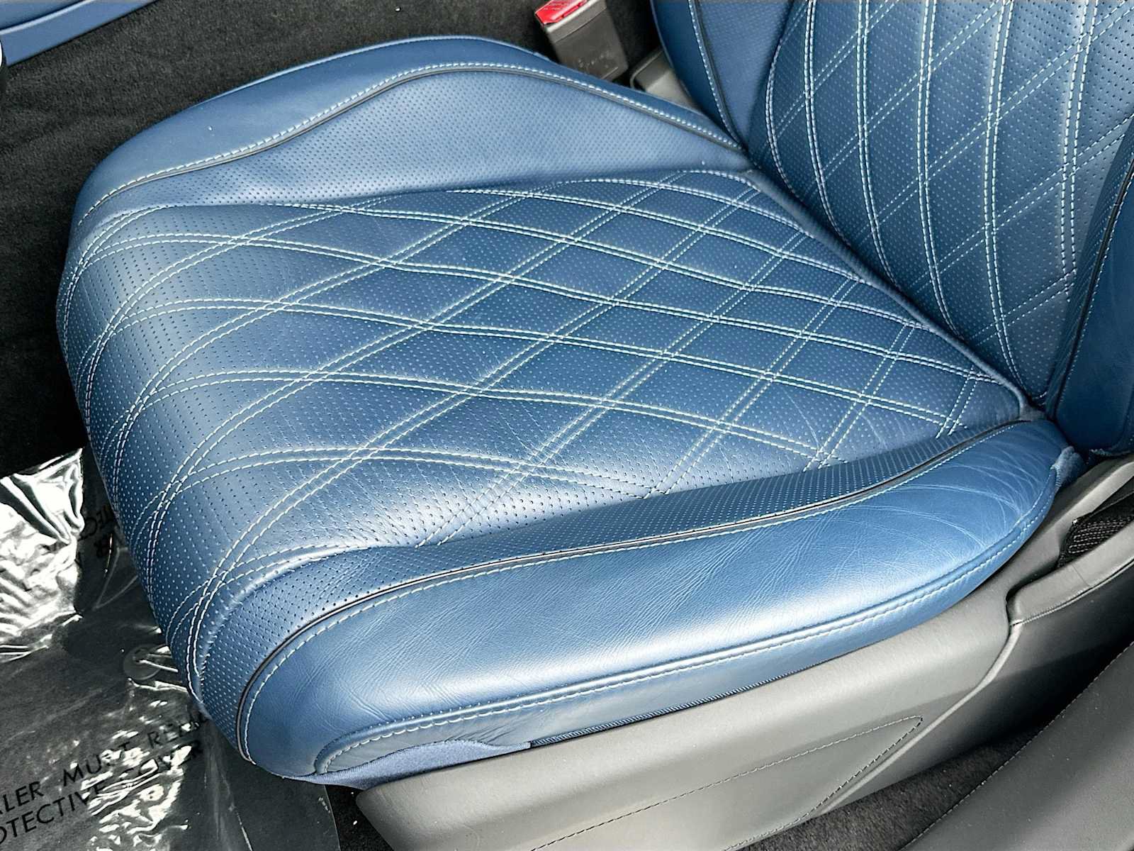 Used 2025 Mercedes-Benz Maybach GLS 600 4MATIC image 20