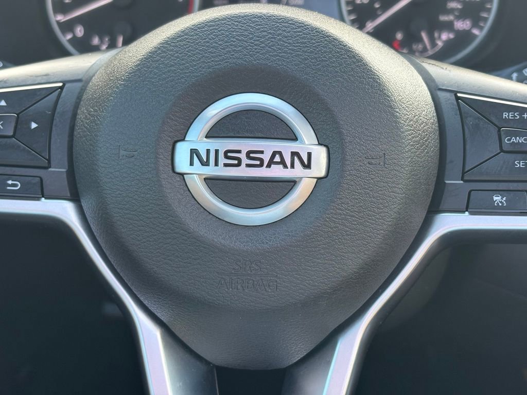 Used 2023 Nissan Sentra SV w/ SV Premium Package image 23