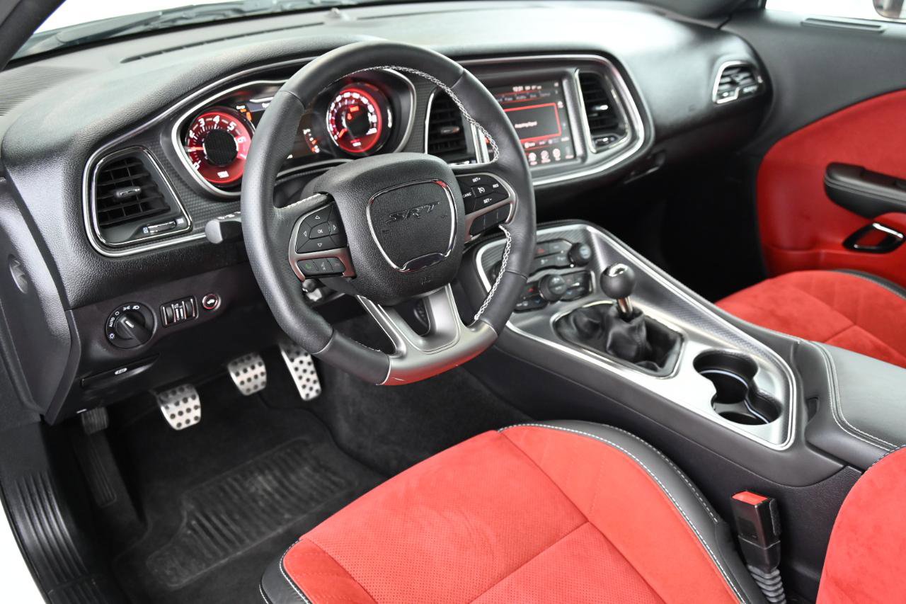 Used 2016 Dodge Challenger SRT Hellcat RWD image 26