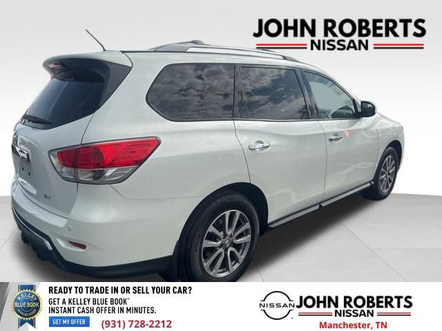 Used 2015 Nissan Pathfinder SV w/ Trailer Tow Package image 6