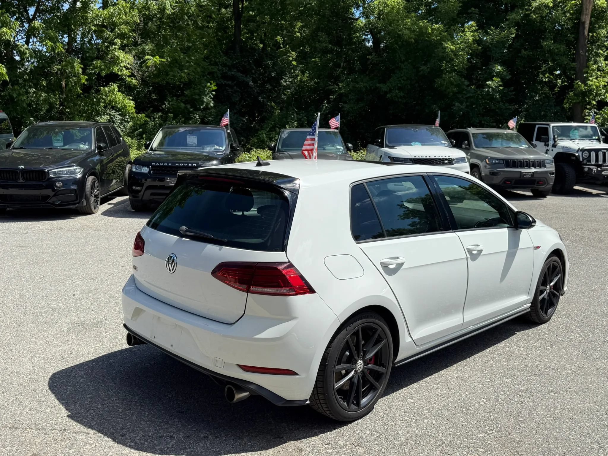 Used 2021 Volkswagen GTI SE FWD image 5