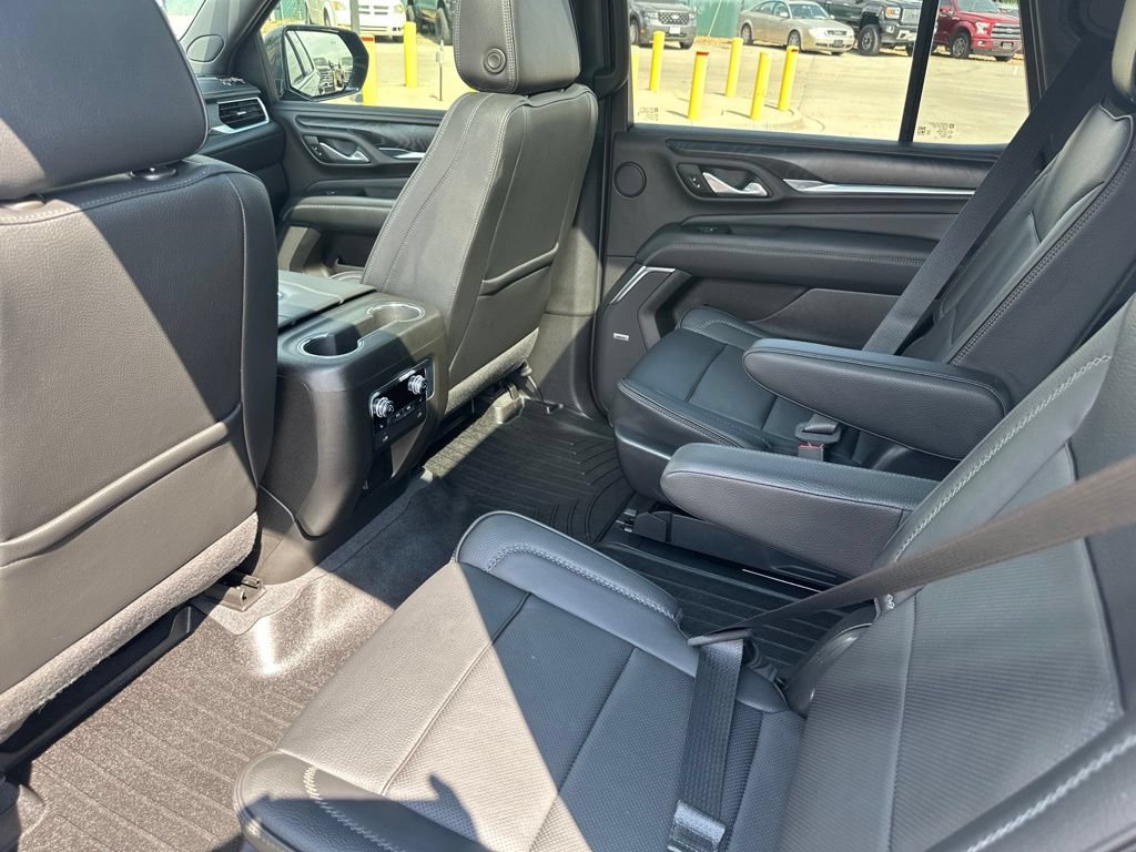 Used 2022 GMC Yukon Denali AWD/4WD image 20