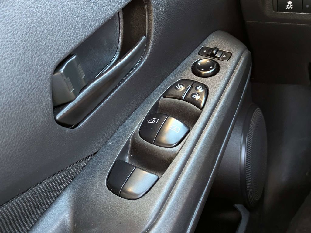 Used 2024 Nissan Kicks S image 22