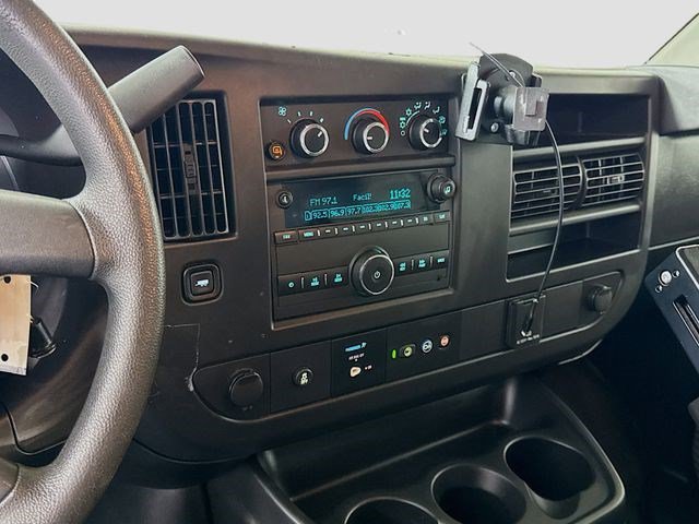 Used 2021 Chevrolet Express 2500 RWD image 16