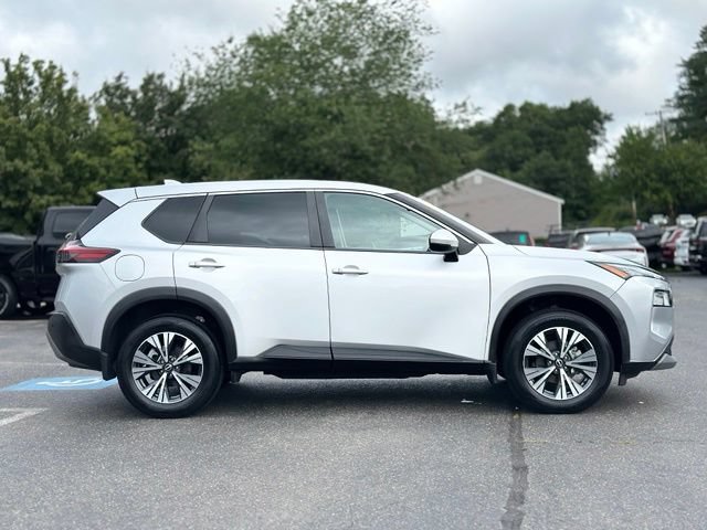 Used 2022 Nissan Rogue SV AWD/4WD image 7