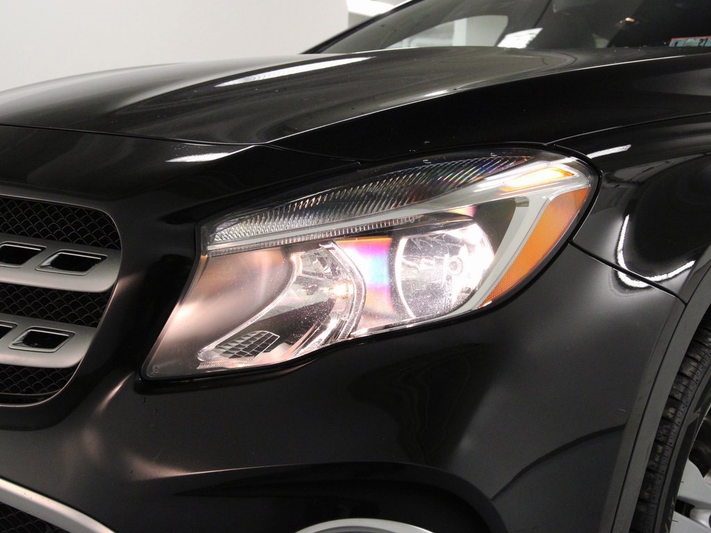 Used 2018 Mercedes-Benz GLA 250 4MATIC image 9