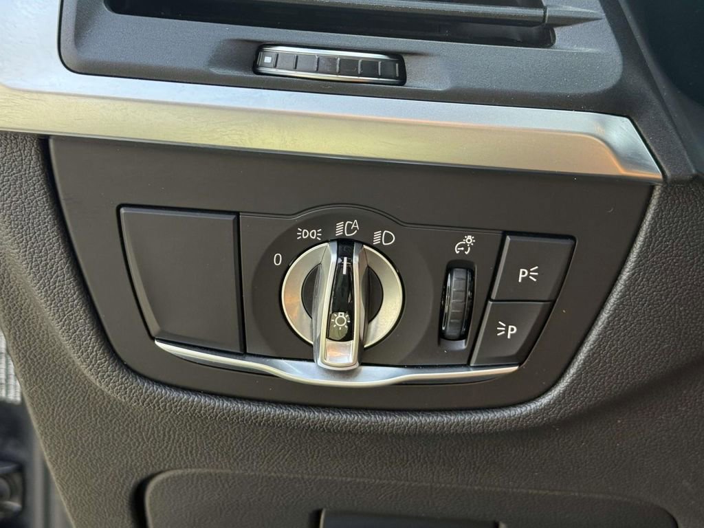 Used 2022 BMW X3 xDrive30i w/ M Sport Package 2 image 31