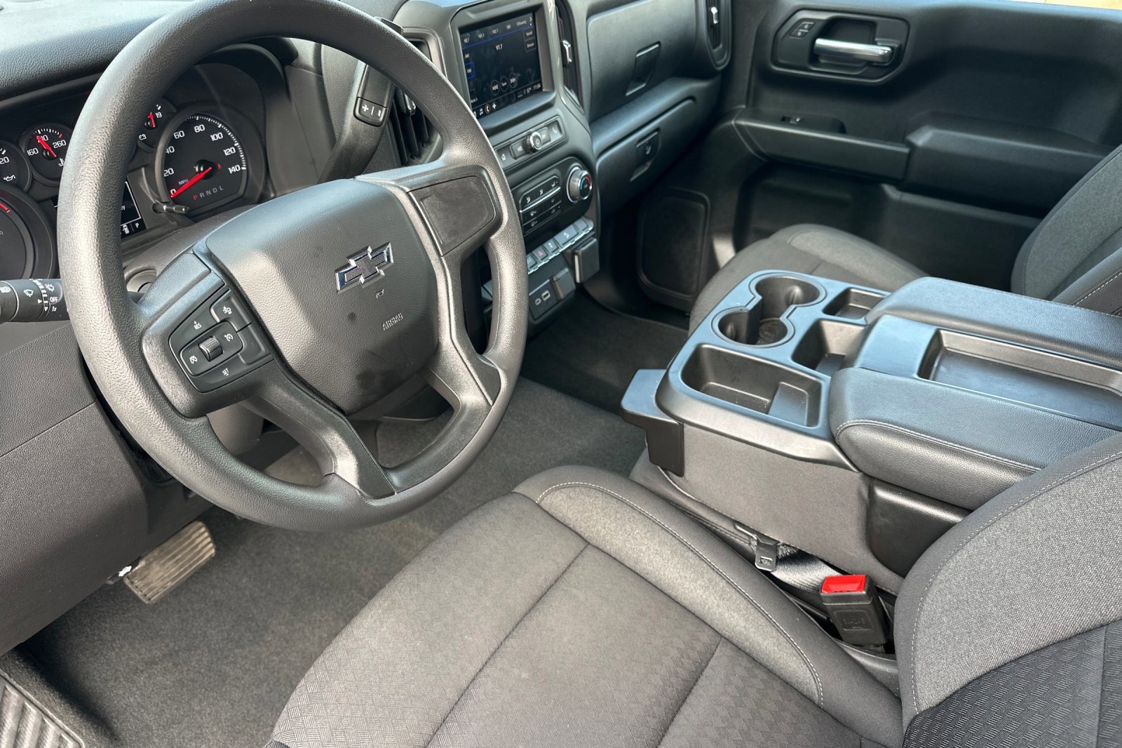 Used 2025 Chevrolet Silverado 1500 Custom Trail Boss w/ Dark Appearance Package image 10