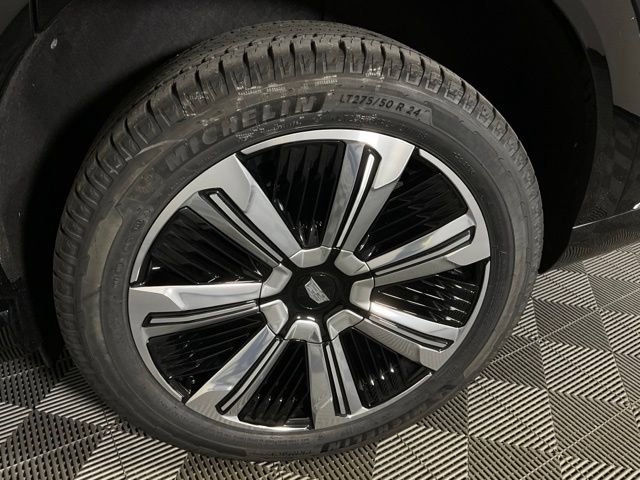 New 2025 Cadillac Escalade IQ Luxury 1 w/ Smart Trailering package image 42