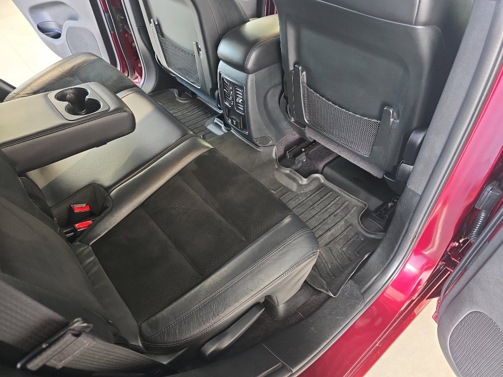 Used 2018 Jeep Grand Cherokee Altitude AWD/4WD image 19