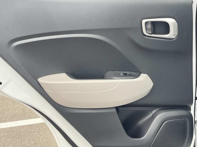 New 2026 Hyundai Venue SEL FWD image 18