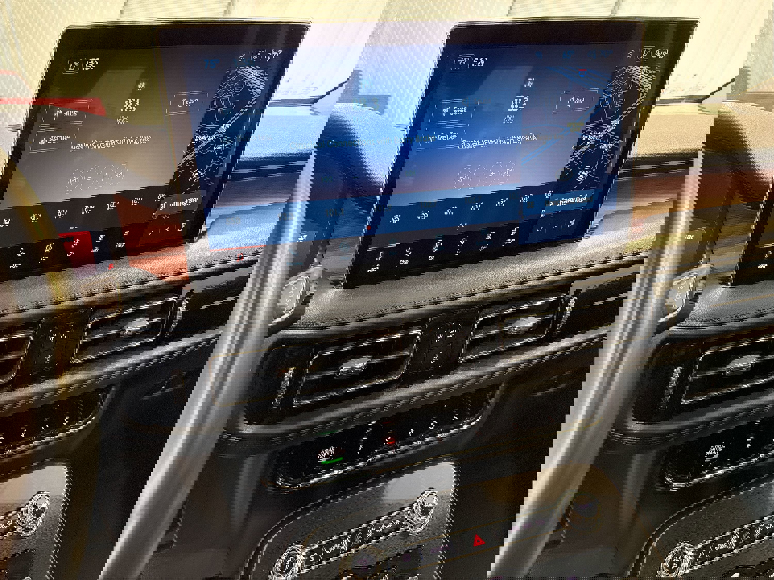 Used 2022 Lincoln Nautilus Reserve image 17