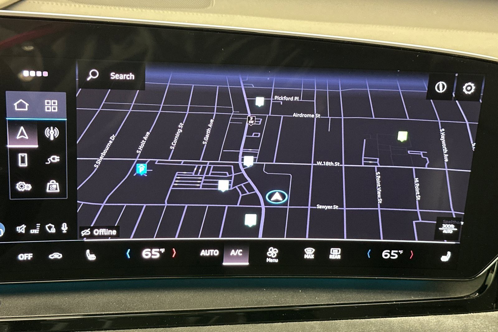 New 2025 Audi SQ6 e-tron Premium Plus AWD/4WD image 18