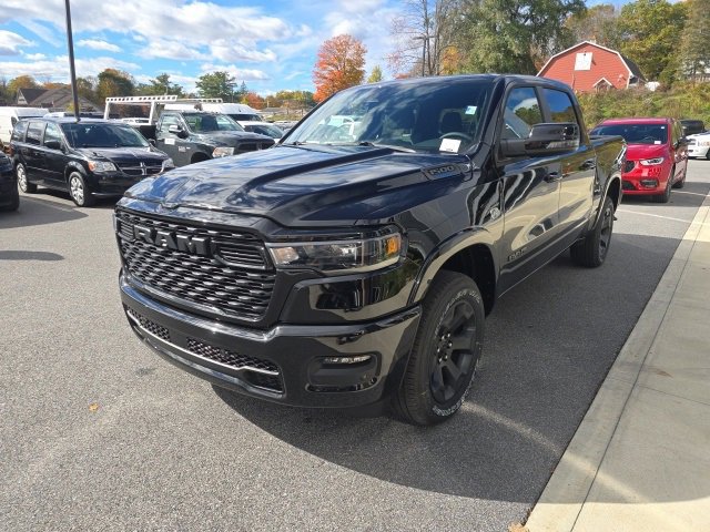 New 2026 RAM 1500 4x4 Crew Cab image 3
