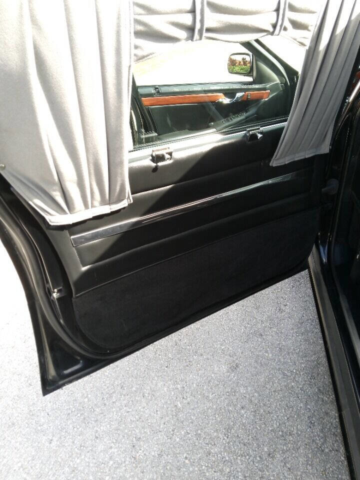 Used 2003 Cadillac De Ville Hearse image 5