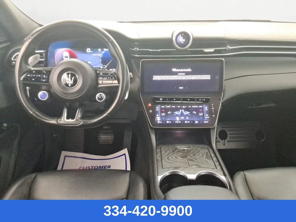 Used 2024 Maserati Grecale Modena image 9