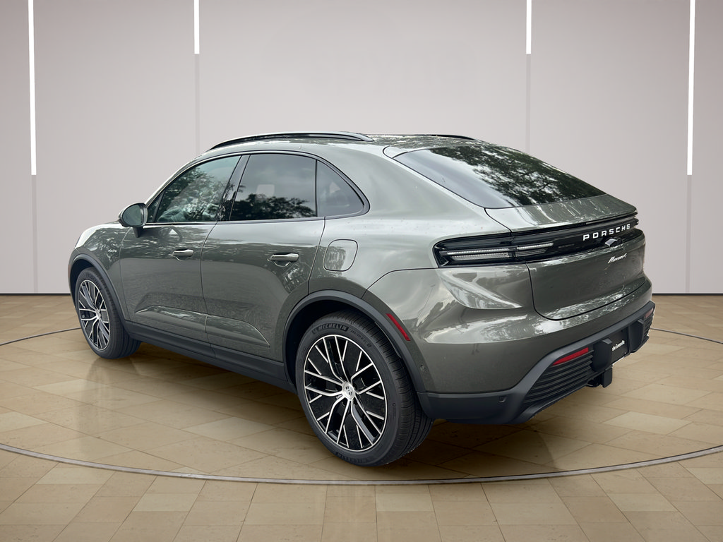 New 2026 Porsche Macan 4 Electric AWD/4WD image 3