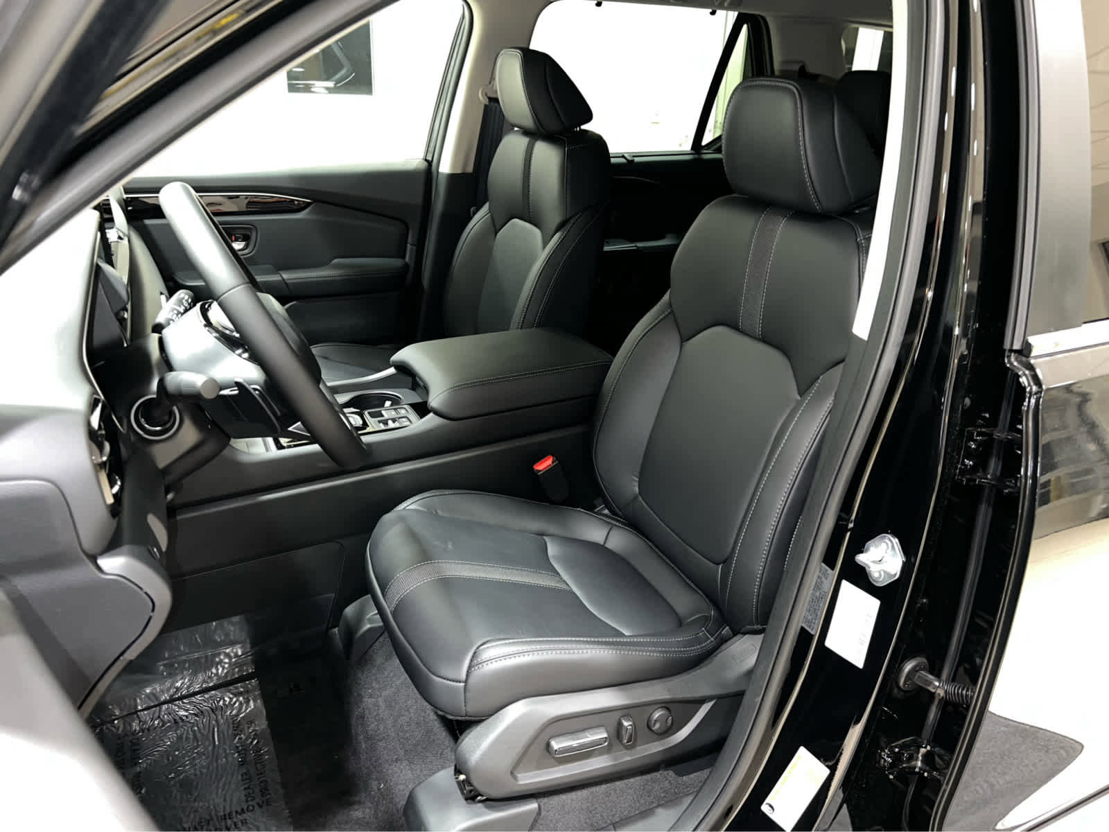 New 2025 Honda Pilot EX-L image 17