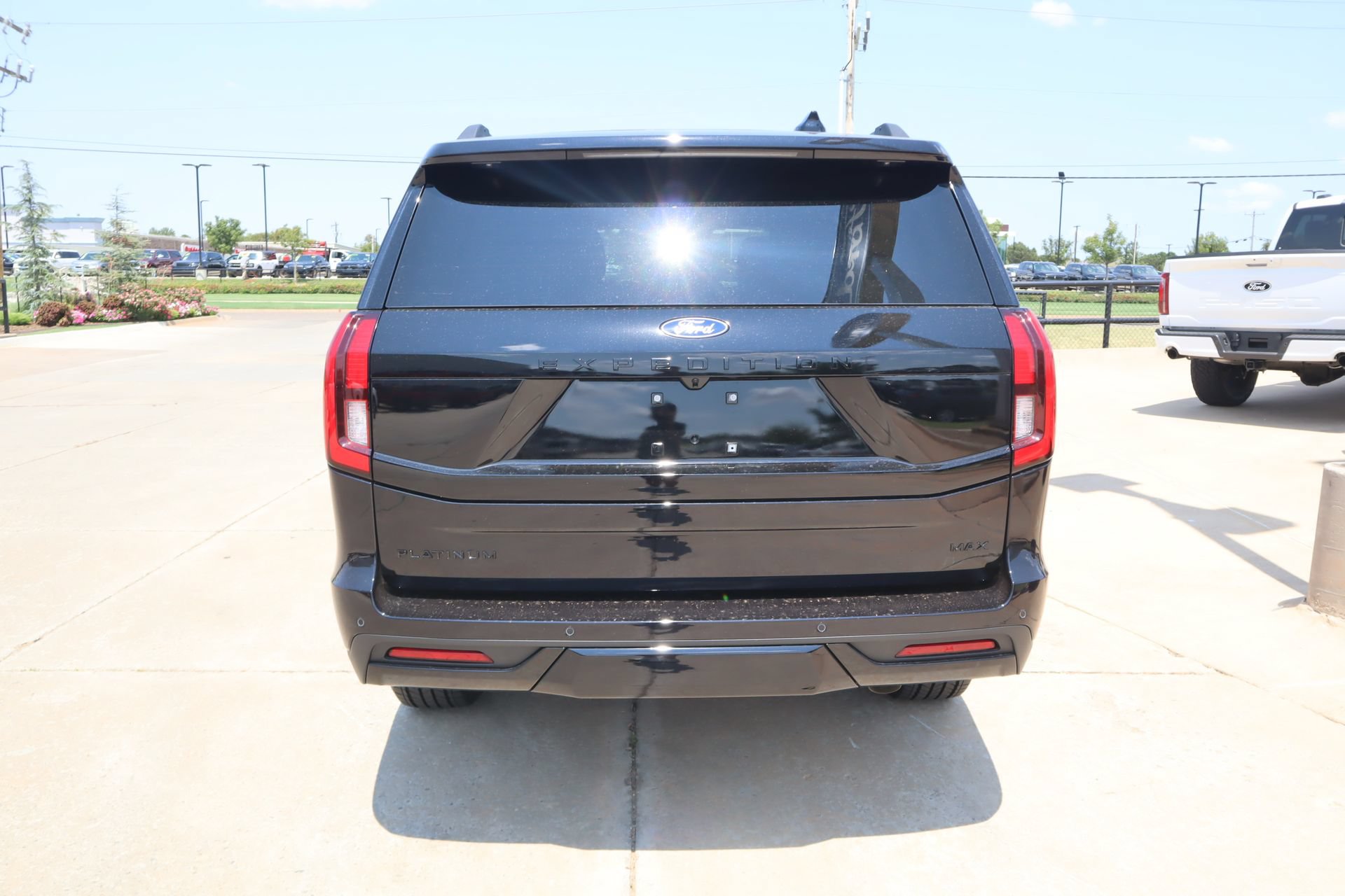 New 2027 Ford Expedition Max Platinum w/ Stealth Appearance Package AWD/4WD image 25