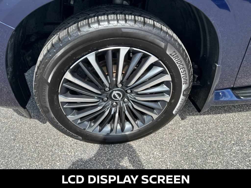 Certified 2025 Nissan Armada Platinum Reserve AWD/4WD image 11