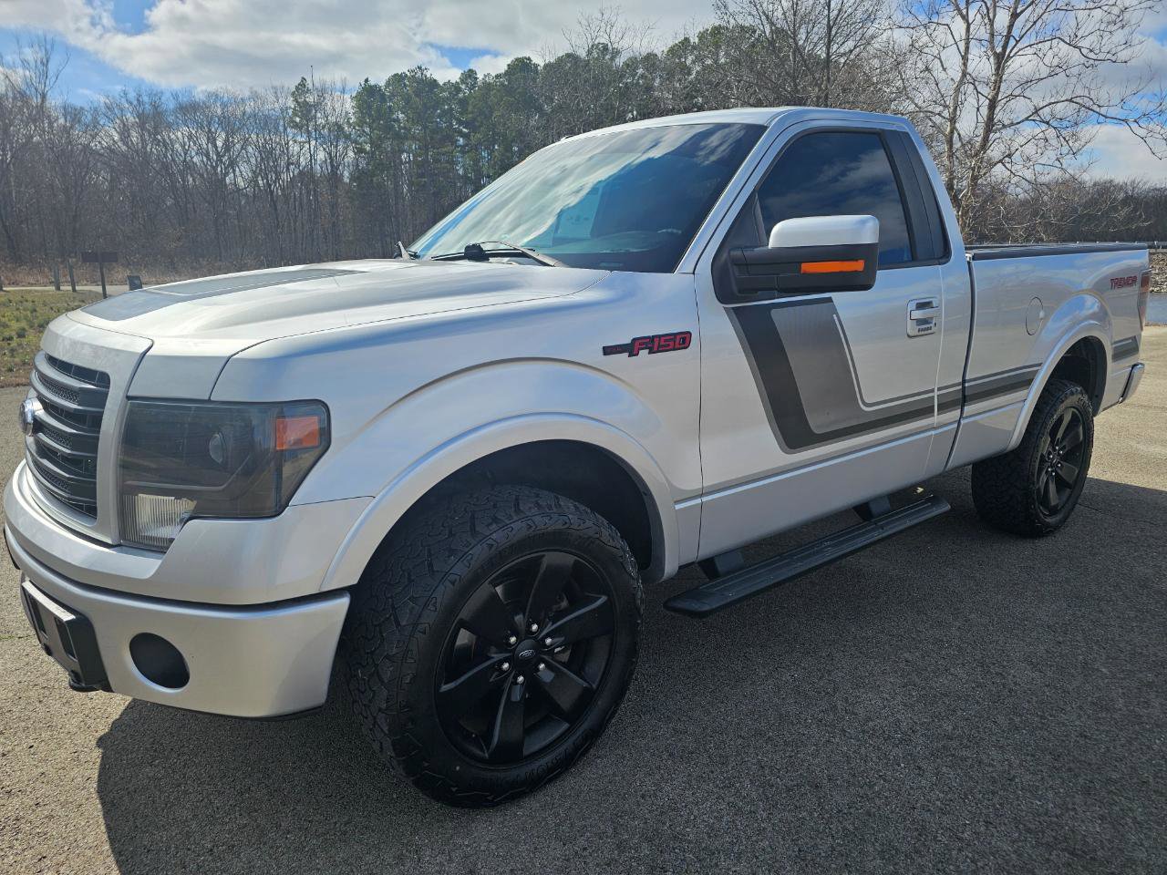 Used 2014 Ford F150 FX4 w/ FX Appearance Package AWD/4WD image 12