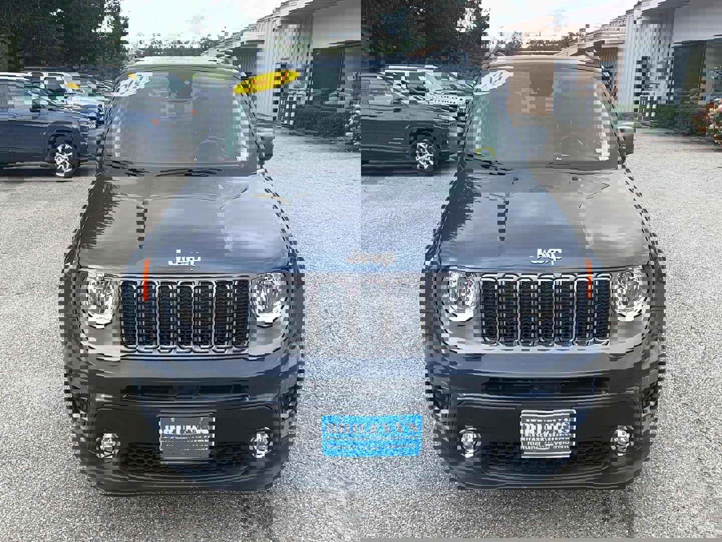 Used 2021 Jeep Renegade Limited w/ Sun & Sound Group image 2