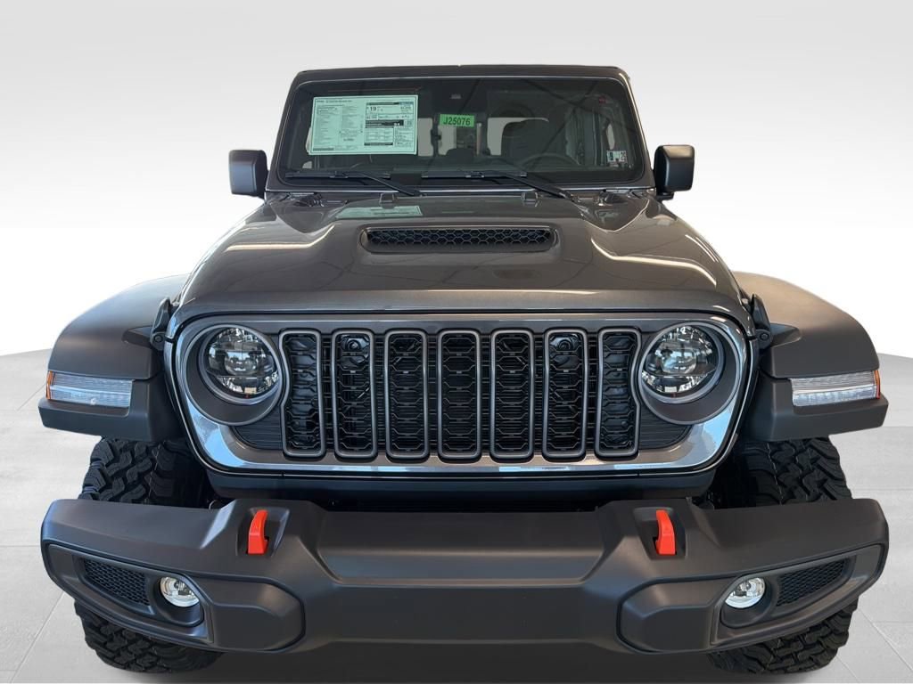 New 2025 Jeep Gladiator Mojave w/ Safety Group image 11