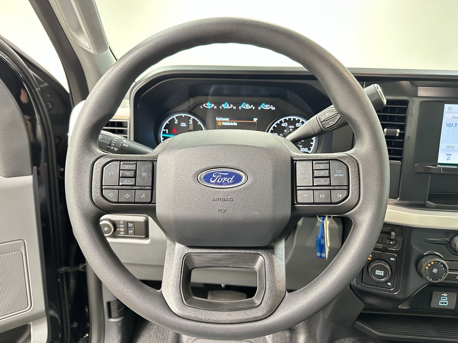 New 2025 Ford F350 XL w/ XL Chrome Package image 16