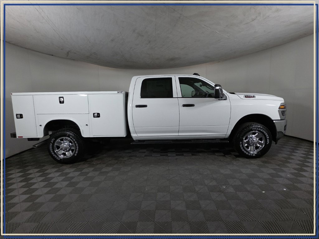 New 2026 RAM 2500 Tradesman AWD/4WD image 4
