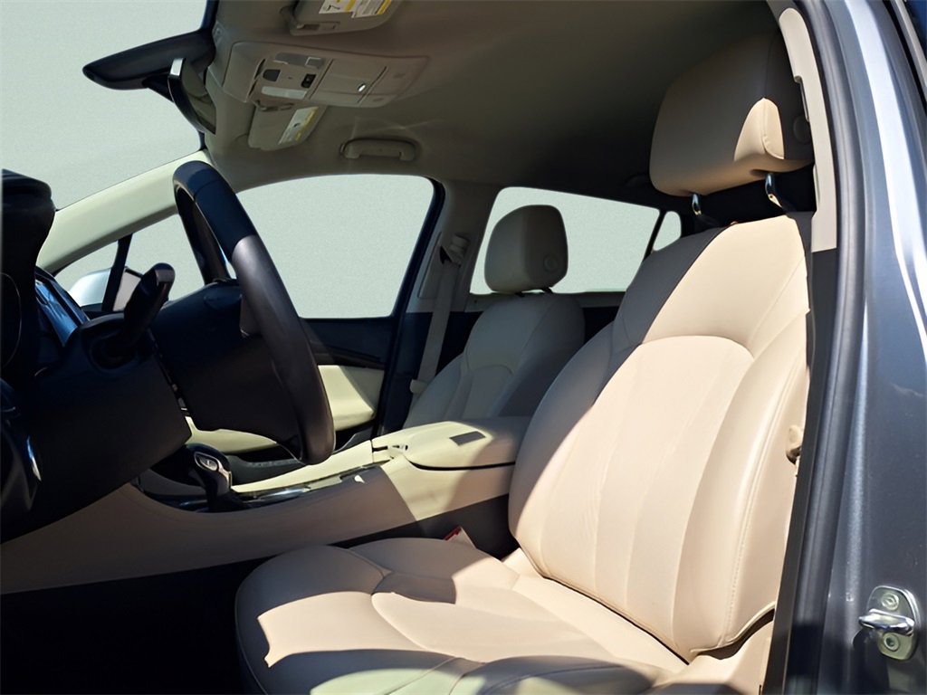 Used 2020 Buick Envision Preferred image 18