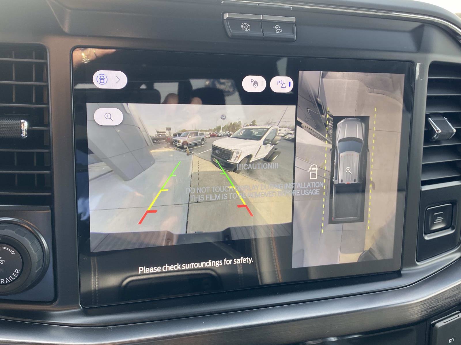 New 2026 Ford F350 Lariat w/ Black Appearance Package image 18