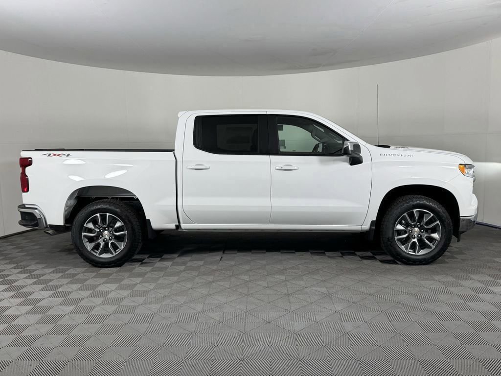 New 2025 Chevrolet Silverado 1500 LT image 2