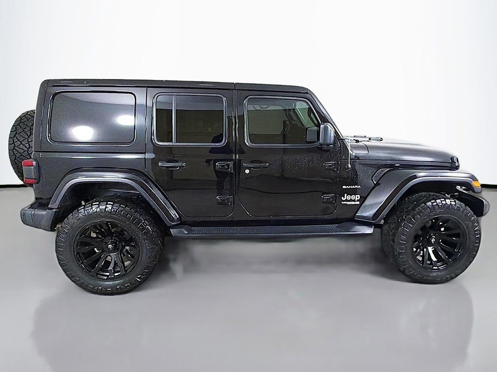 Used 2020 Jeep Wrangler Unlimited Sahara image 12