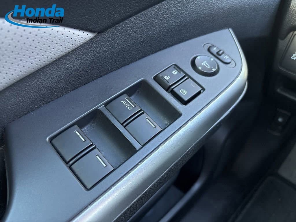 Used 2016 Honda CR-V EX-L image 17