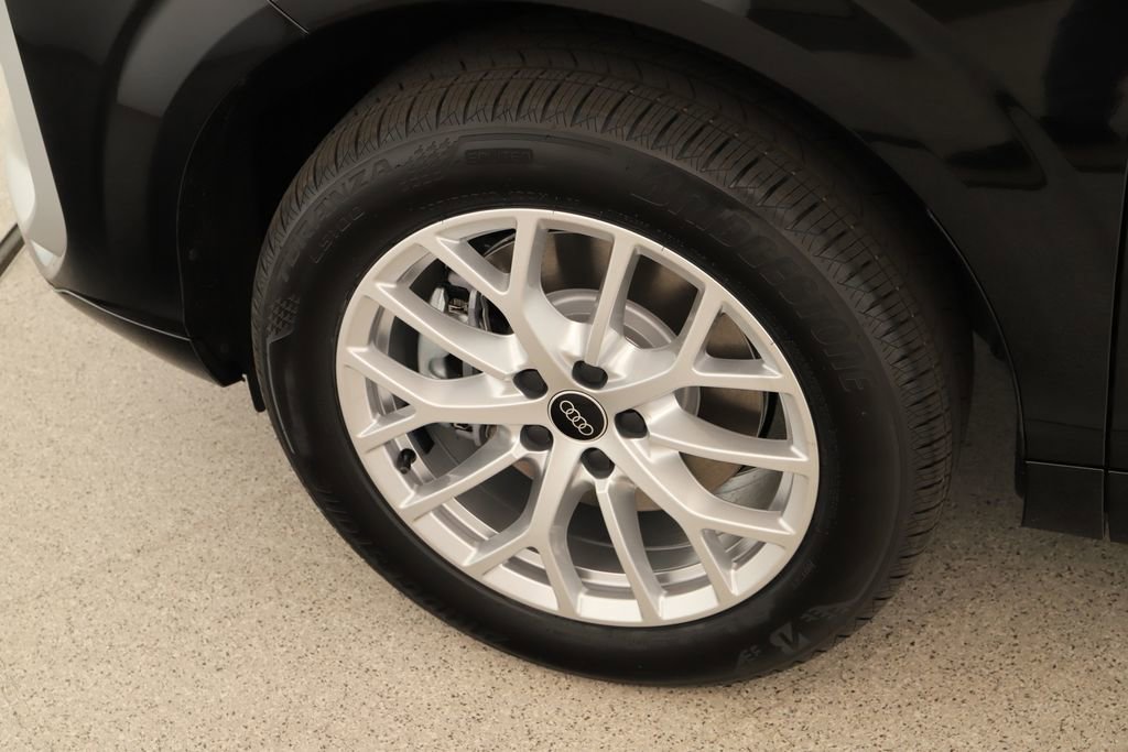 New 2026 Audi Q3 quattro 2.0T AWD/4WD image 30