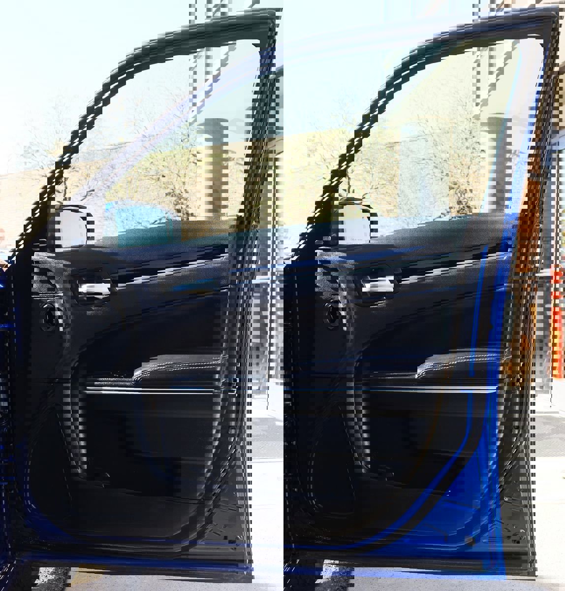 Used 2018 Chrysler 300 S image 33