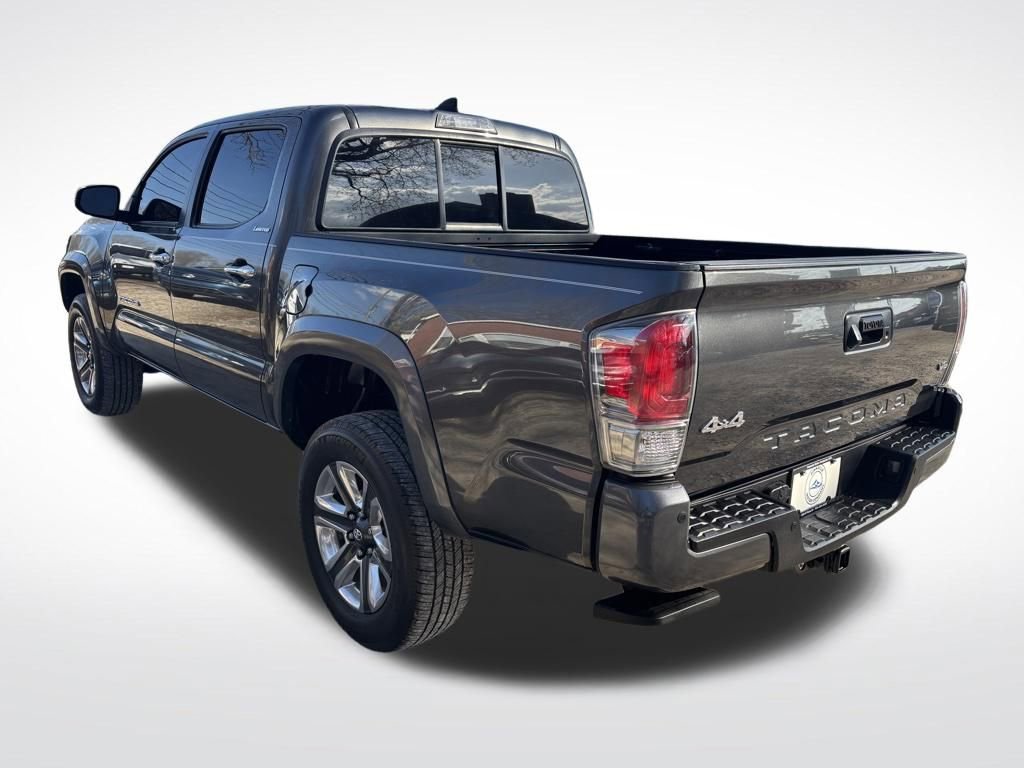 Used 2016 Toyota Tacoma Limited w/ Exterior Package image 6