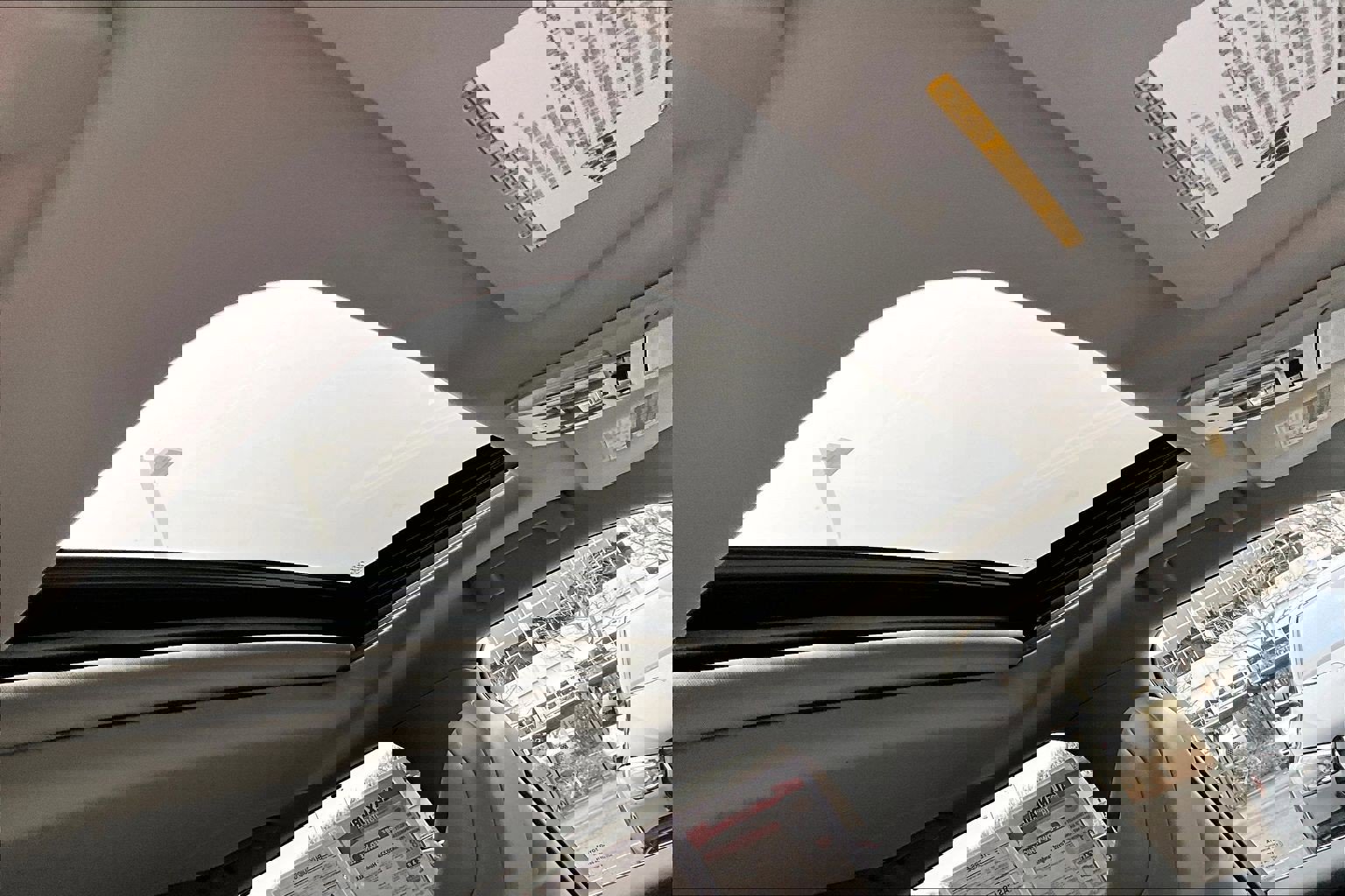 Used 2022 Toyota Highlander XLE image 21