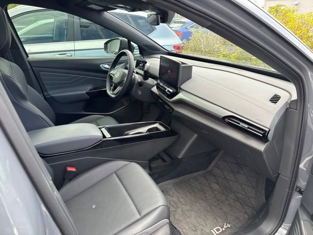 Used 2023 Volkswagen ID.4 Pro S Plus AWD/4WD image 18